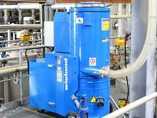 Mobile Industrial Vacuum Cleaners